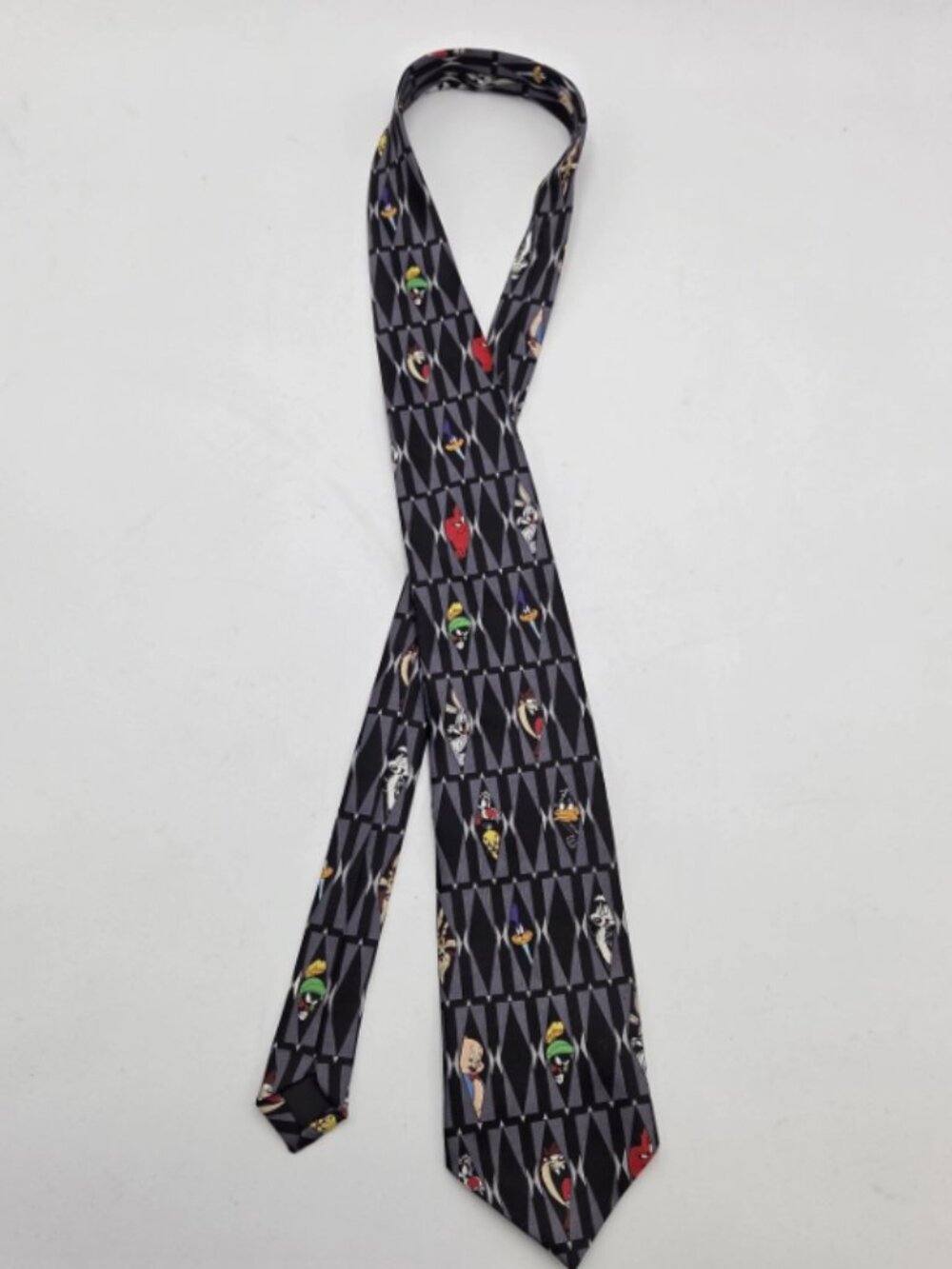 Vintage Looney Tunes Men's Tie Black Gray Taz Bugs Marvin Pepe Porky Tweety 1998